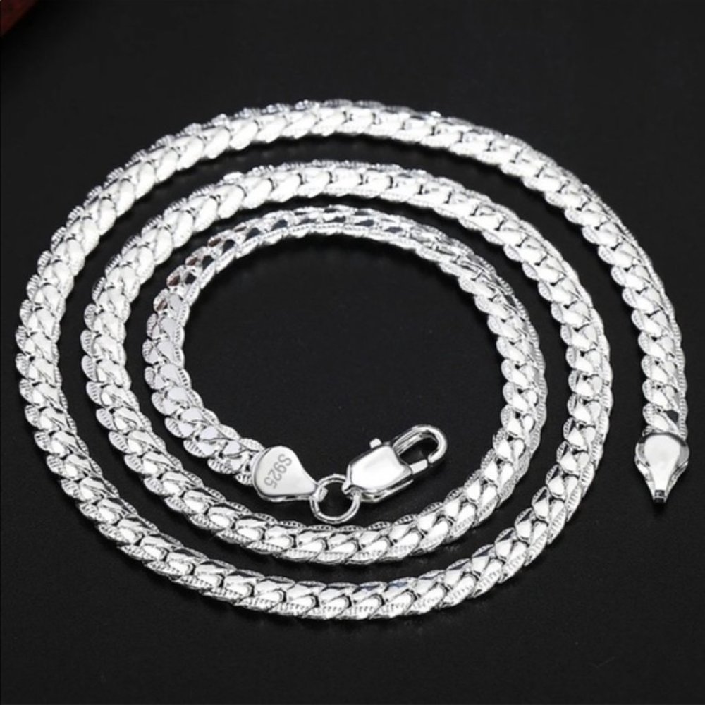 Snake style unisex silver necklace